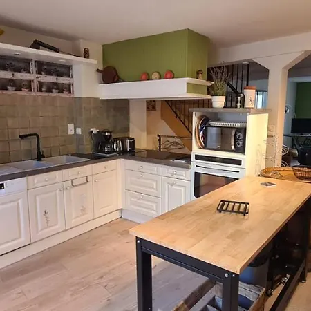 Maison De Village * Pléaux