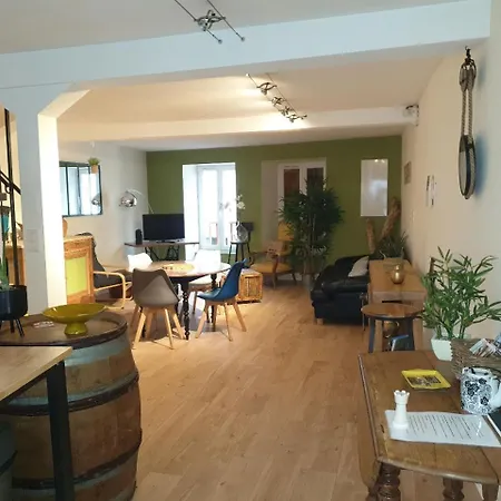 Maison De Village